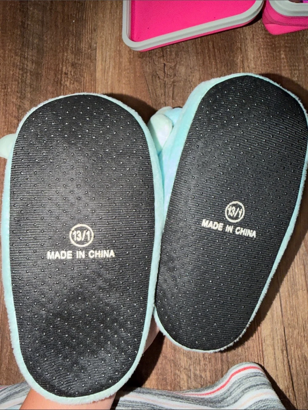 Bluey Kids Slippers - Blue and Yellow size 13/1